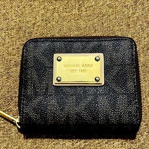 Kors Wallet